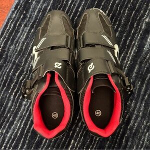 Peloton Cycling Shoes size 40